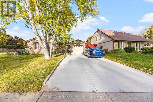 44 Oren Boulevard, Barrie, ON - Outdoor With Facade