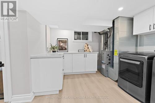 13233 22 Side Road, Halton Hills, ON - Indoor Photo Showing Laundry Room