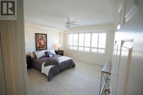 704 - 1818 Bayview Avenue, Toronto, ON - Indoor Photo Showing Bedroom