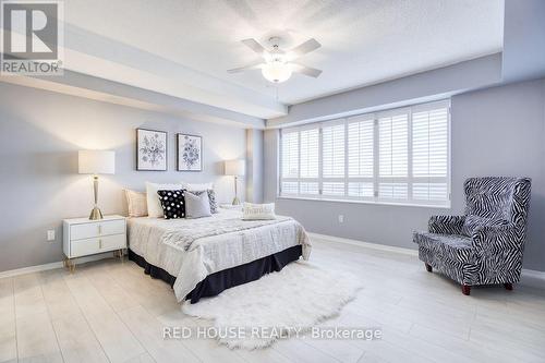 704 - 1818 Bayview Avenue, Toronto, ON - Indoor Photo Showing Bedroom