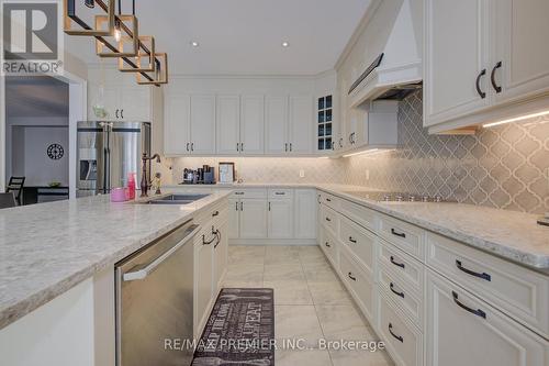 15 Babcock Street, Hamilton, ON - Indoor Photo Showing Kitchen With Double Sink