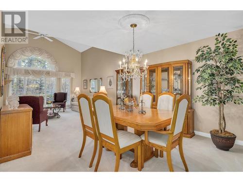 3775 Springbrook Road Unit# 20, Kelowna, BC - Indoor Photo Showing Dining Room