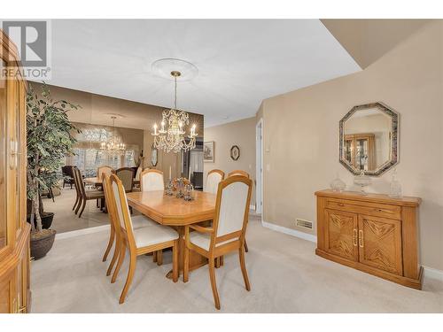 3775 Springbrook Road Unit# 20, Kelowna, BC - Indoor Photo Showing Dining Room