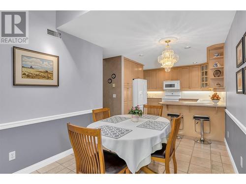 3775 Springbrook Road Unit# 20, Kelowna, BC - Indoor Photo Showing Dining Room