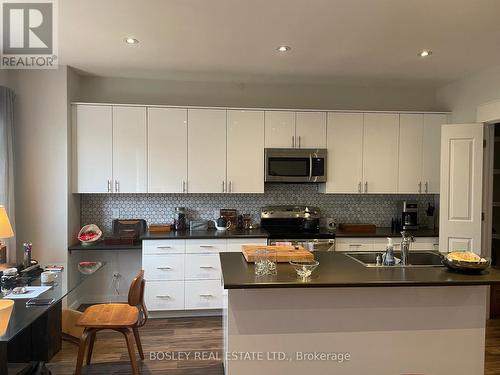 Upper - 88 Vanderhoof Avenue, Toronto, ON - Indoor Photo Showing Kitchen