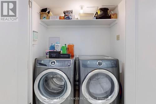 909 - 120 Dundalk Drive, Toronto, ON - Indoor Photo Showing Laundry Room