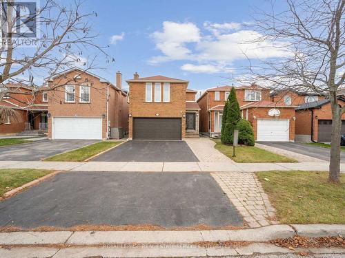 29 Bayhampton Crescent, Vaughan, ON - Outdoor With Facade