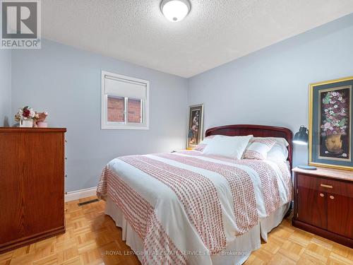 29 Bayhampton Crescent, Vaughan, ON - Indoor Photo Showing Bedroom