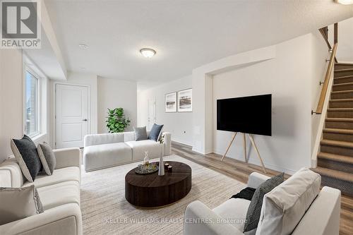 129 Colborne Street E, Orillia, ON - Indoor Photo Showing Living Room