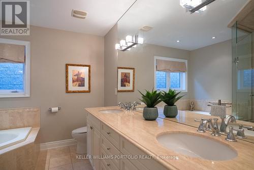 3122 Cardross Court, Oakville, ON - Indoor Photo Showing Bathroom