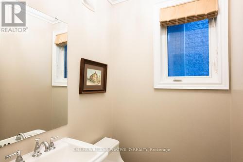 3122 Cardross Court, Oakville, ON - Indoor Photo Showing Bathroom