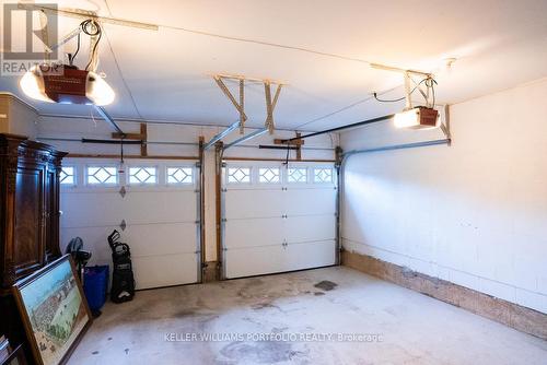 3122 Cardross Court, Oakville, ON - Indoor Photo Showing Garage