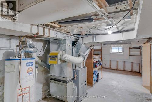 21 Sunset Avenue, Hamilton, ON - Indoor Photo Showing Basement