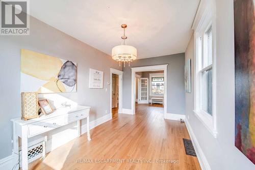 21 Sunset Avenue, Hamilton, ON - Indoor Photo Showing Other Room