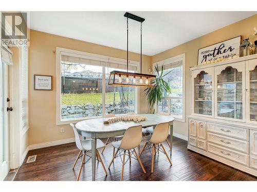 4897 Warbler Court, Kelowna, BC - Indoor Photo Showing Dining Room