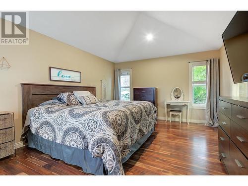 4897 Warbler Court, Kelowna, BC - Indoor Photo Showing Bedroom