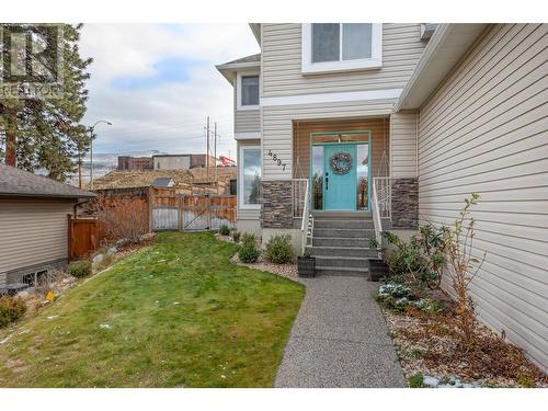 4897 Warbler Court, Kelowna, BC - Outdoor