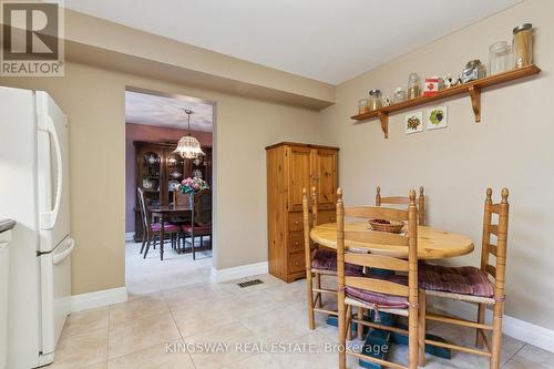 870 Chippenham Drive, Mississauga, ON - Indoor Photo Showing Other Room