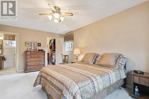 870 Chippenham Drive, Mississauga, ON - Indoor Photo Showing Bedroom