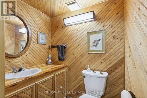 870 Chippenham Drive, Mississauga, ON - Indoor Photo Showing Bathroom