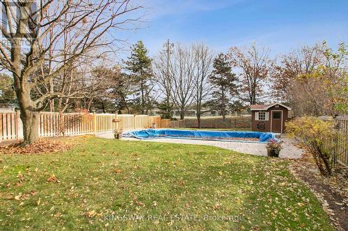 870 Chippenham Drive, Mississauga, ON - Outdoor With In Ground Pool