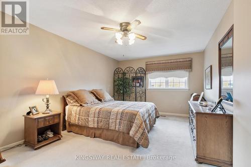 870 Chippenham Drive, Mississauga, ON - Indoor Photo Showing Bedroom