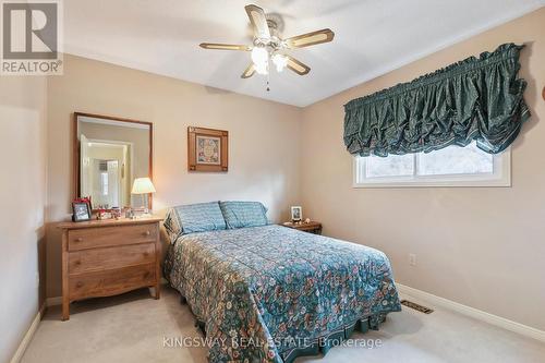 870 Chippenham Drive, Mississauga, ON - Indoor Photo Showing Bedroom