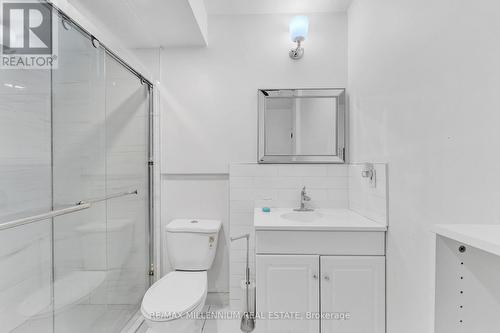 1053 Eager Road, Milton, ON - Indoor Photo Showing Bathroom