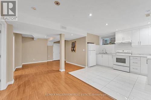 1053 Eager Road, Milton, ON - Indoor Photo Showing Kitchen