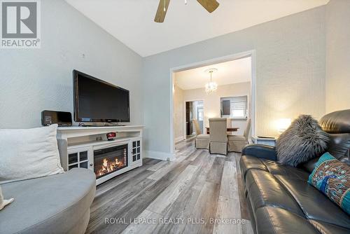 16 Case Street, Hamilton, ON - Indoor Photo Showing Living Room With Fireplace