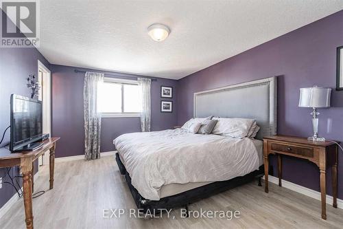 947 Atlantic Boulevard, Waterloo, ON - Indoor Photo Showing Bedroom