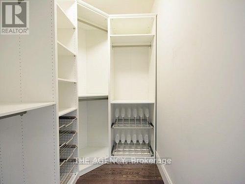 1 - 369 Ontario Street, Toronto, ON - Indoor With Storage