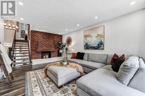 53 Winding Way, Brantford, ON - Indoor Photo Showing Living Room With Fireplace