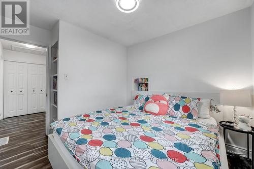 53 Winding Way, Brantford, ON - Indoor Photo Showing Bedroom