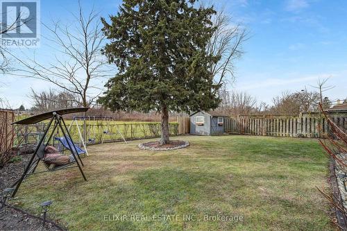 53 Winding Way, Brantford, ON - Outdoor