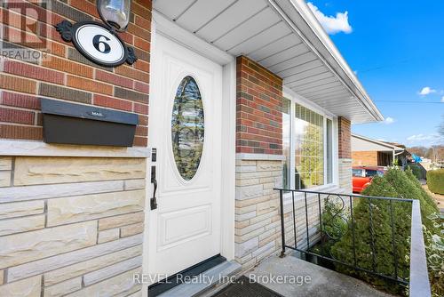 6 Stella Street, Pelham (662 - Fonthill), ON - Outdoor With Exterior