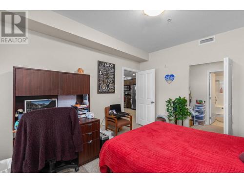 3833 Brown Road Unit# 1314, West Kelowna, BC - Indoor Photo Showing Bedroom