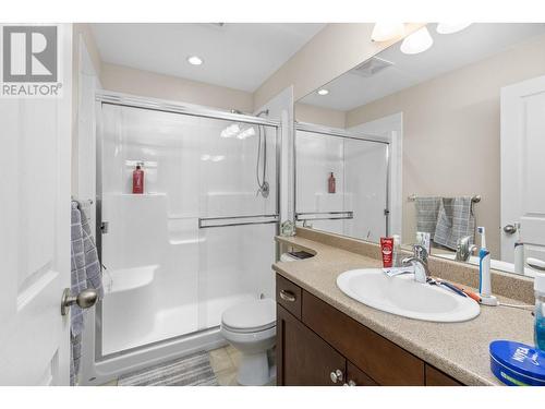 3833 Brown Road Unit# 1314, West Kelowna, BC - Indoor Photo Showing Bathroom