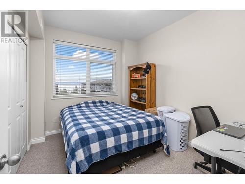 3833 Brown Road Unit# 1314, West Kelowna, BC - Indoor Photo Showing Bedroom