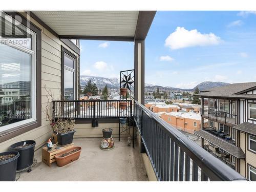 3833 Brown Road Unit# 1314, West Kelowna, BC - Outdoor With Exterior