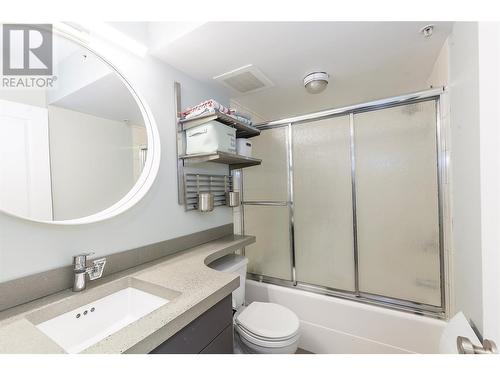 9812 Silver Star Road Unit# 312, Vernon, BC - Indoor Photo Showing Bathroom