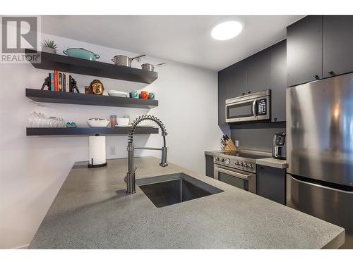 9812 Silver Star Road Unit# 312, Vernon, BC - Indoor Photo Showing Kitchen