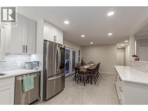 3908 15 Street, Vernon, BC - Indoor Photo Showing Kitchen