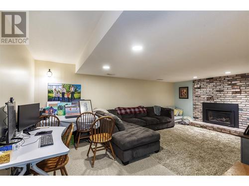 3908 15 Street, Vernon, BC - Indoor With Fireplace