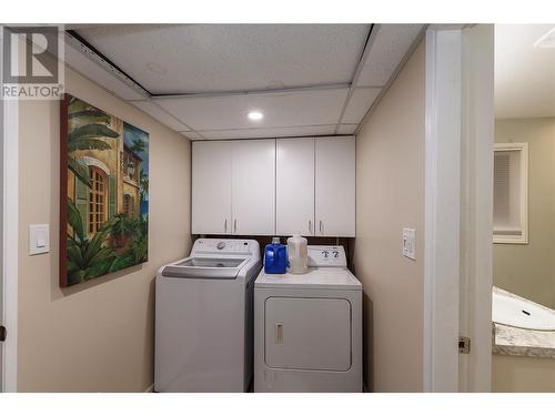 3908 15 Street, Vernon, BC - Indoor Photo Showing Laundry Room