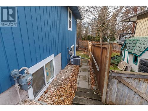 3908 15 Street, Vernon, BC - Outdoor With Exterior