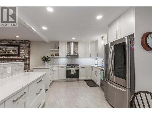 3908 15 Street, Vernon, BC - Indoor Photo Showing Kitchen With Upgraded Kitchen