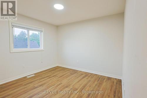 51 - 340 Prospect Point Road N, Fort Erie (335 - Ridgeway), ON - Indoor Photo Showing Other Room