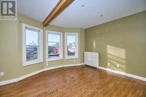 206 Phipps Street, Fort Erie (332 - Central), ON - Indoor Photo Showing Other Room