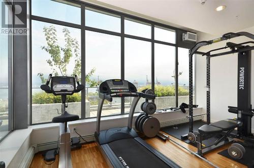 1005 66 W Cordova Street, Vancouver, BC - Indoor Photo Showing Gym Room